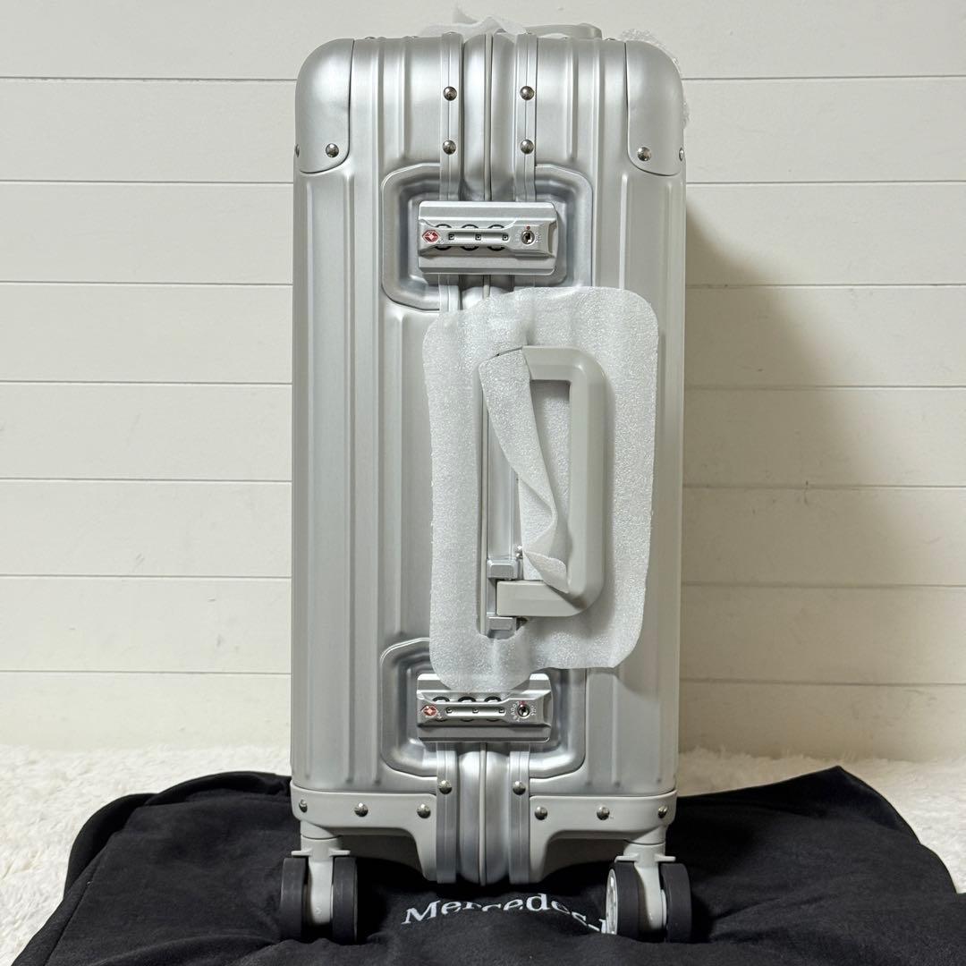 新品✨ メルセデス・ベンツ アルミスーツケース　キャリーケース　32L