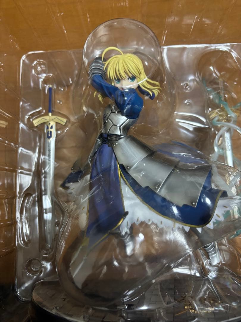 正規品 Fate セイバー 約束された勝利の剣 エクスカリバー フィギュア開封品