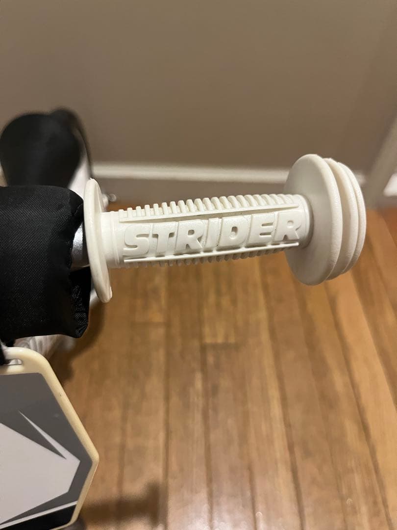 【美品】 ストライダー プロモデル 軽量 アルミ フレーム シルバー