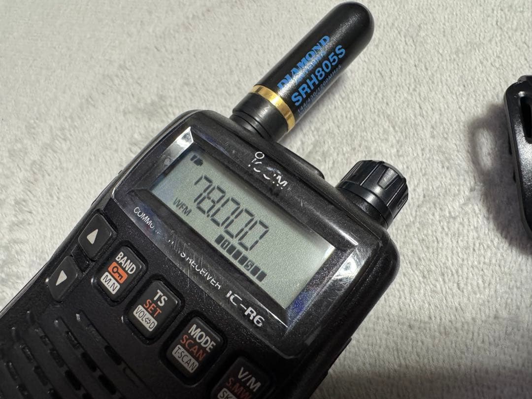 ICOM IC-R6 受信機 SRH805Sアンテナ付き