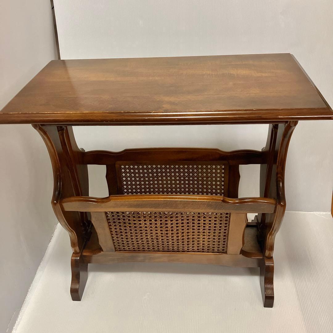 カリモク　karimoku コロニアル サイドテーブル マガジンラック付き