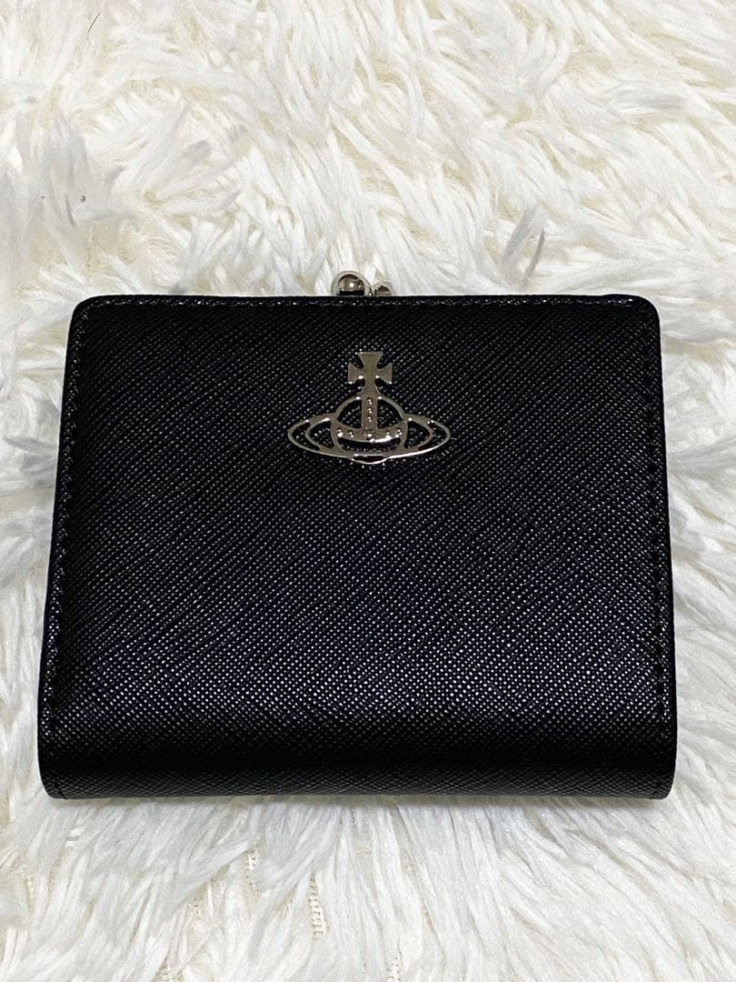 大人気⭐︎VivienneWestwood 二つ折財布　訳あり