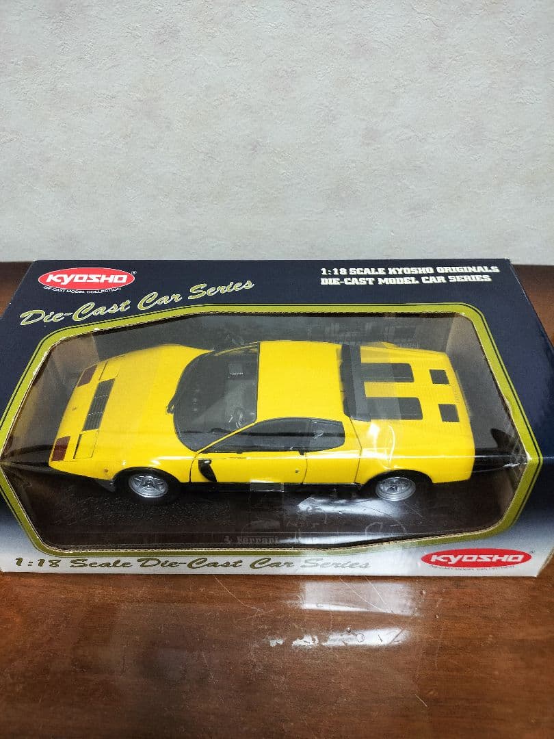 京商1/18　フェラーリ512BB 【希少初期パッケージ新品未開封イエロー】