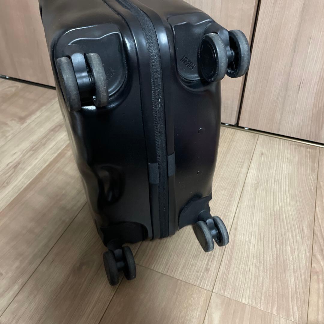 【機内持込可】クラッシュバゲージ　ブラック　Sサイズ