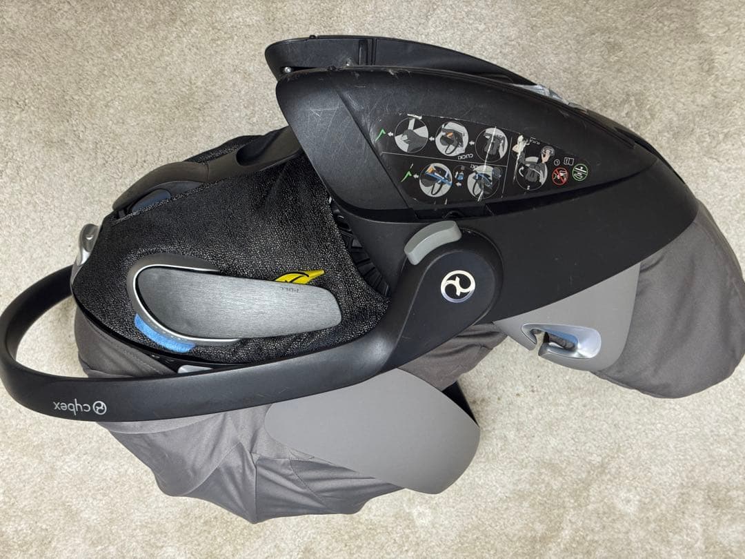 【取説説明書あり】サイベックス　プラチナム クラウドzi-size ベビーシート