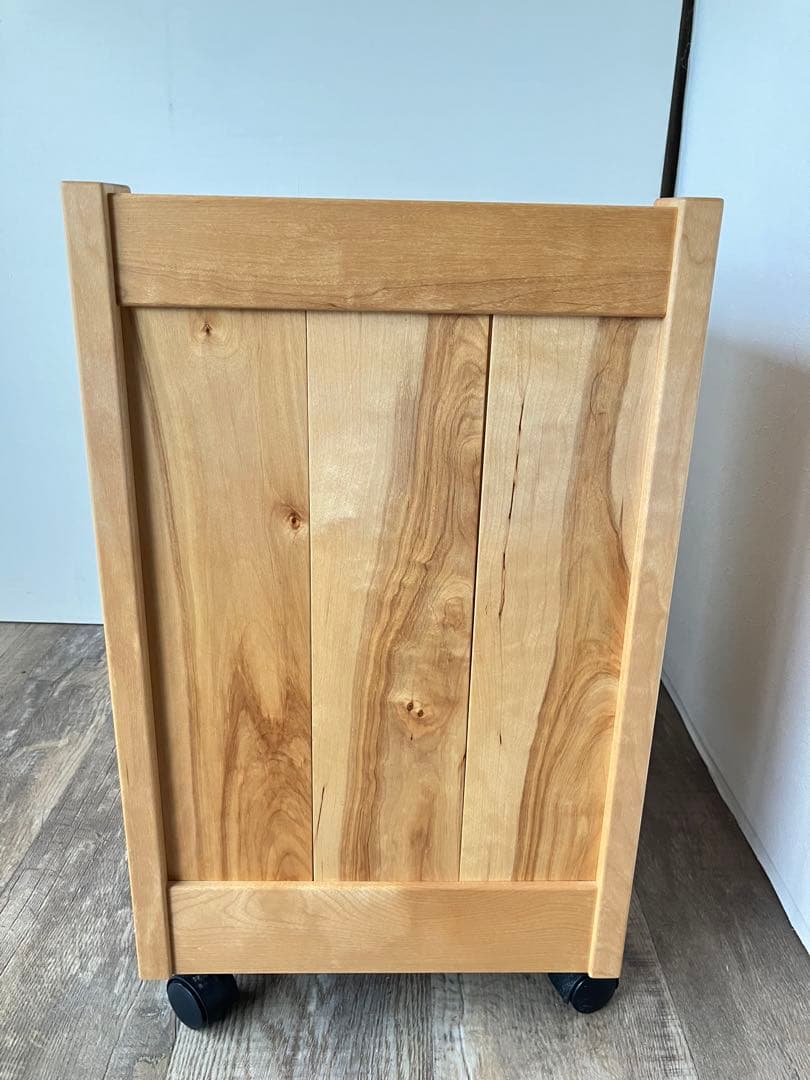 オークヴィレッジ　キャビネット　ワゴン　 天然木　無垢材