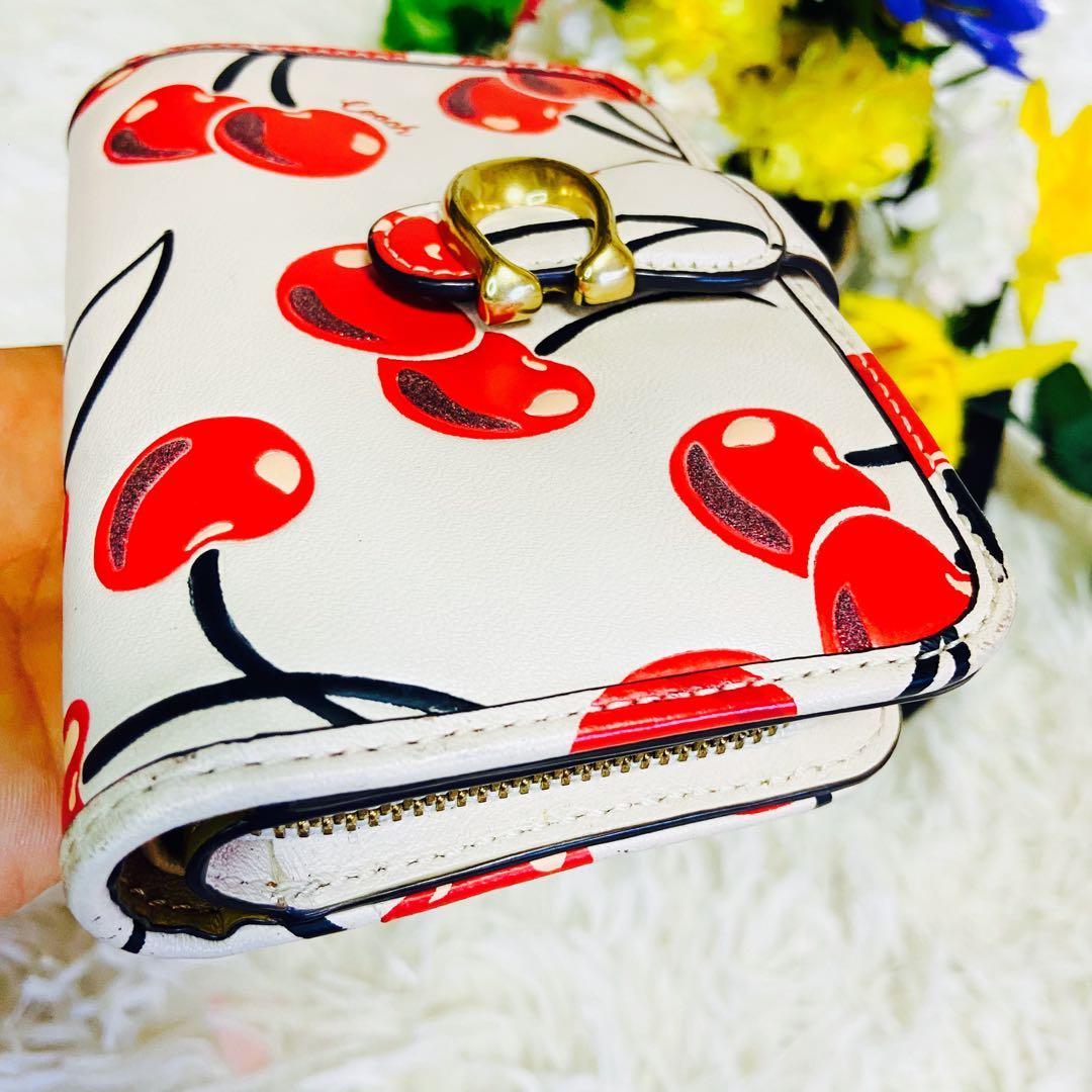 COACH✨コーチ✨財布✨チェリー✨タビー✨ウォレット✨ラメ✨さくらんぼ✨本革
