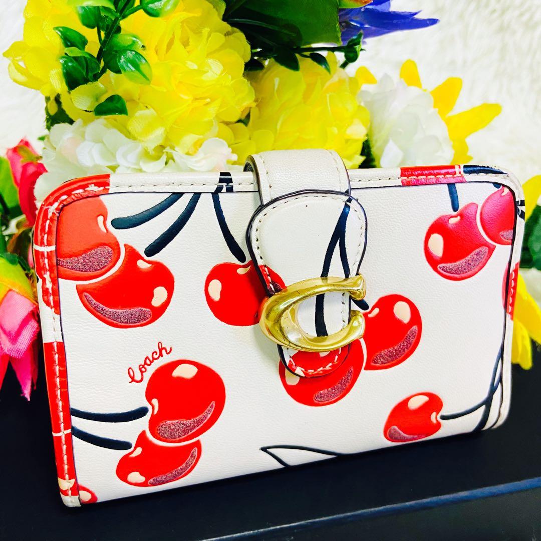 COACH✨コーチ✨財布✨チェリー✨タビー✨ウォレット✨ラメ✨さくらんぼ✨本革
