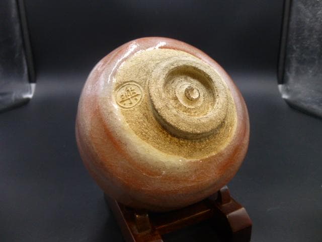 楽吉左衛門　十一代　慶入　赤茶碗／共箱／銘「月老」／表千家十一代　碌々斎極め箱