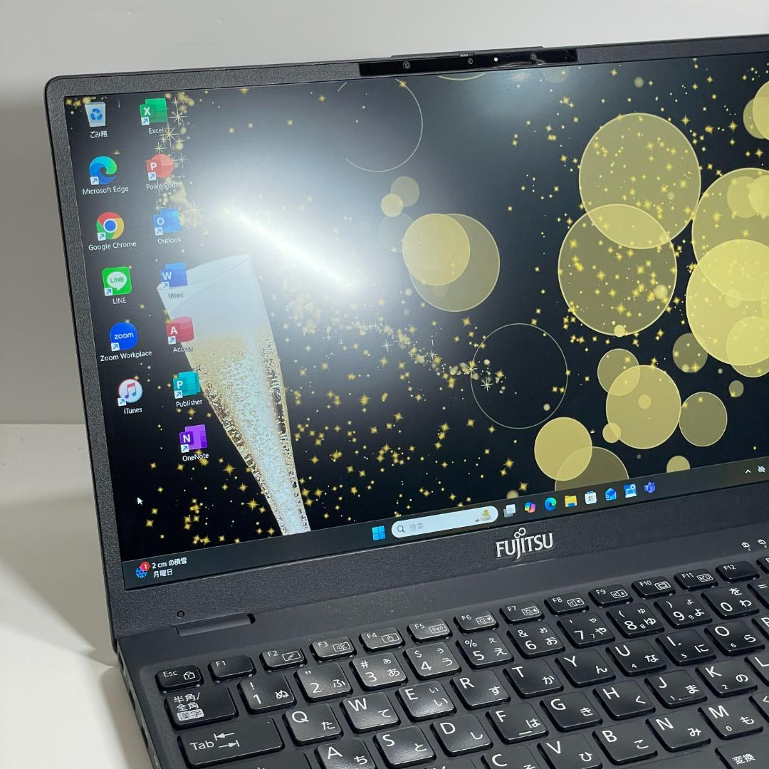 第11世代core i5 富士通 U9311/F ノートPC win11 SSD