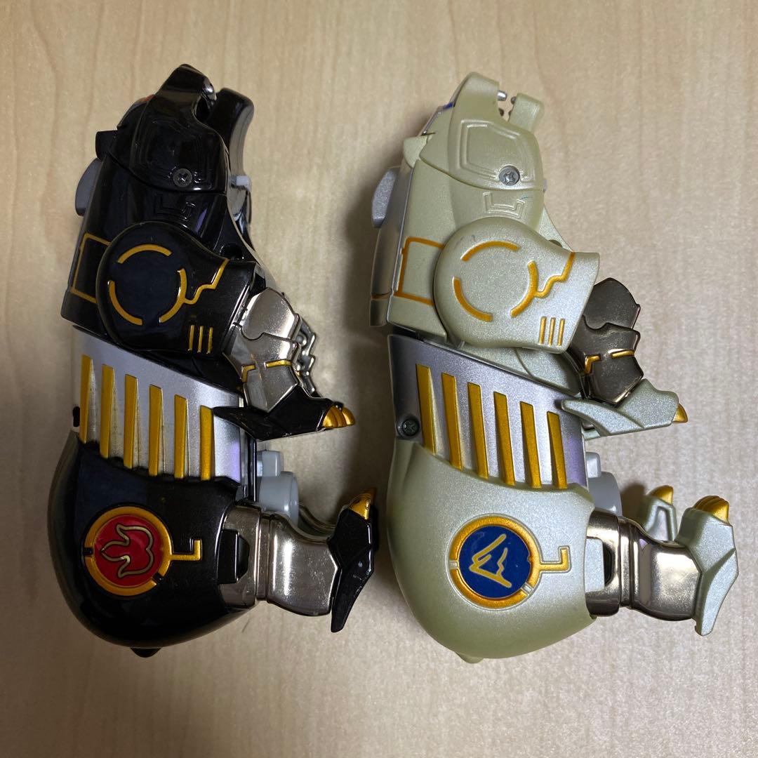 ねコネコ　出品中