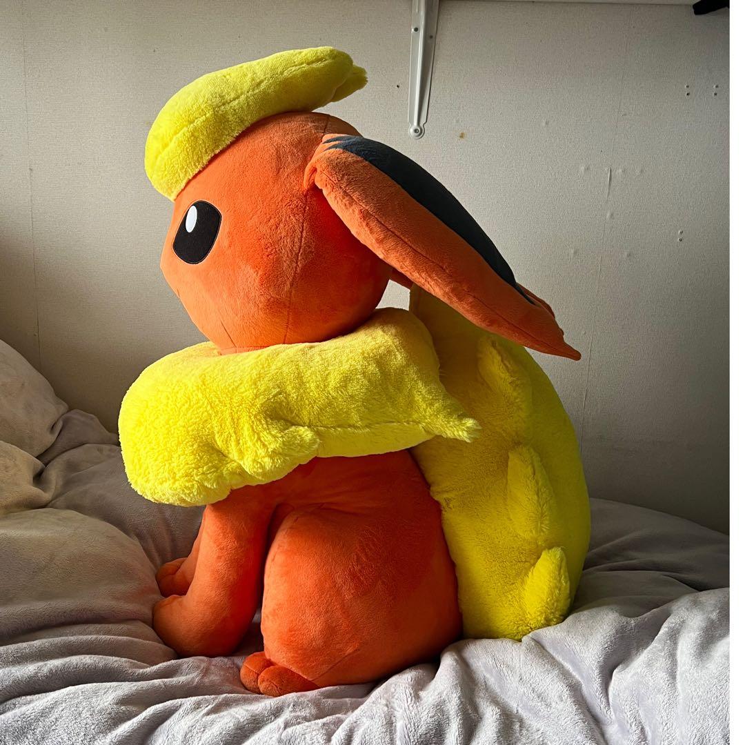 ポケモン　ブースター　等身大ぬいぐるみ　おまけ付き