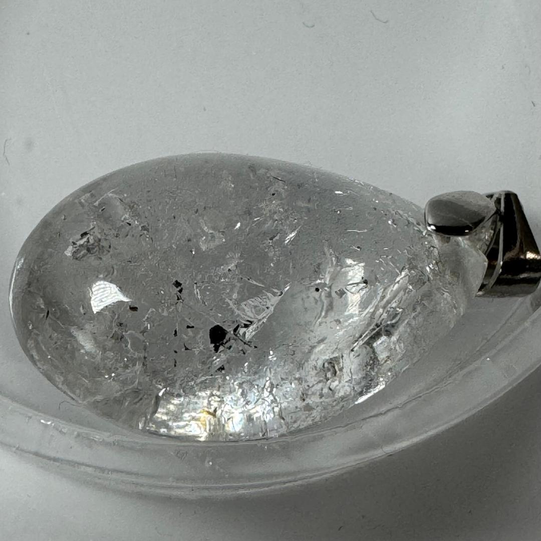 超希少！天然の奇跡虹入り◇水入り虹入り水晶◇ペンダントトップ