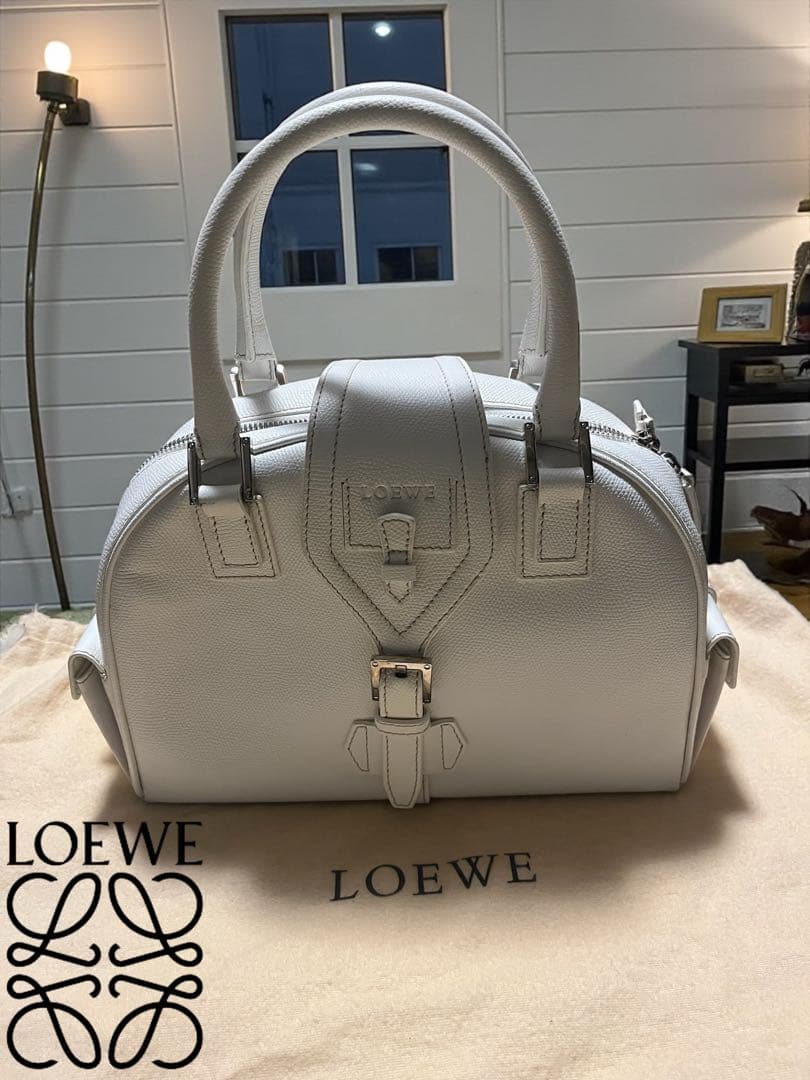 LOEWE トラベラー ボーリングバッグ ハンドバッグホワイト