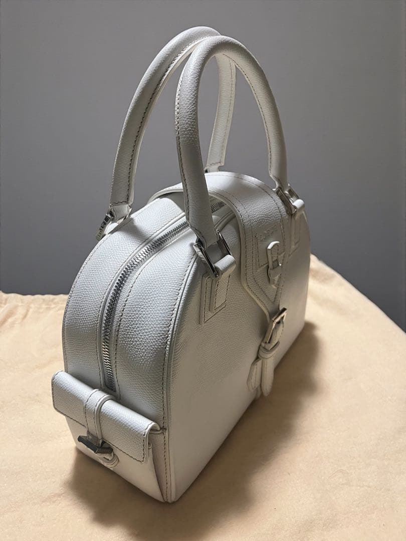 LOEWE トラベラー ボーリングバッグ ハンドバッグホワイト