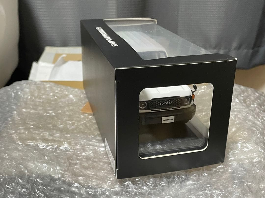 レ*】様 ランドクルーザー70 ホワイト カラーサンプル