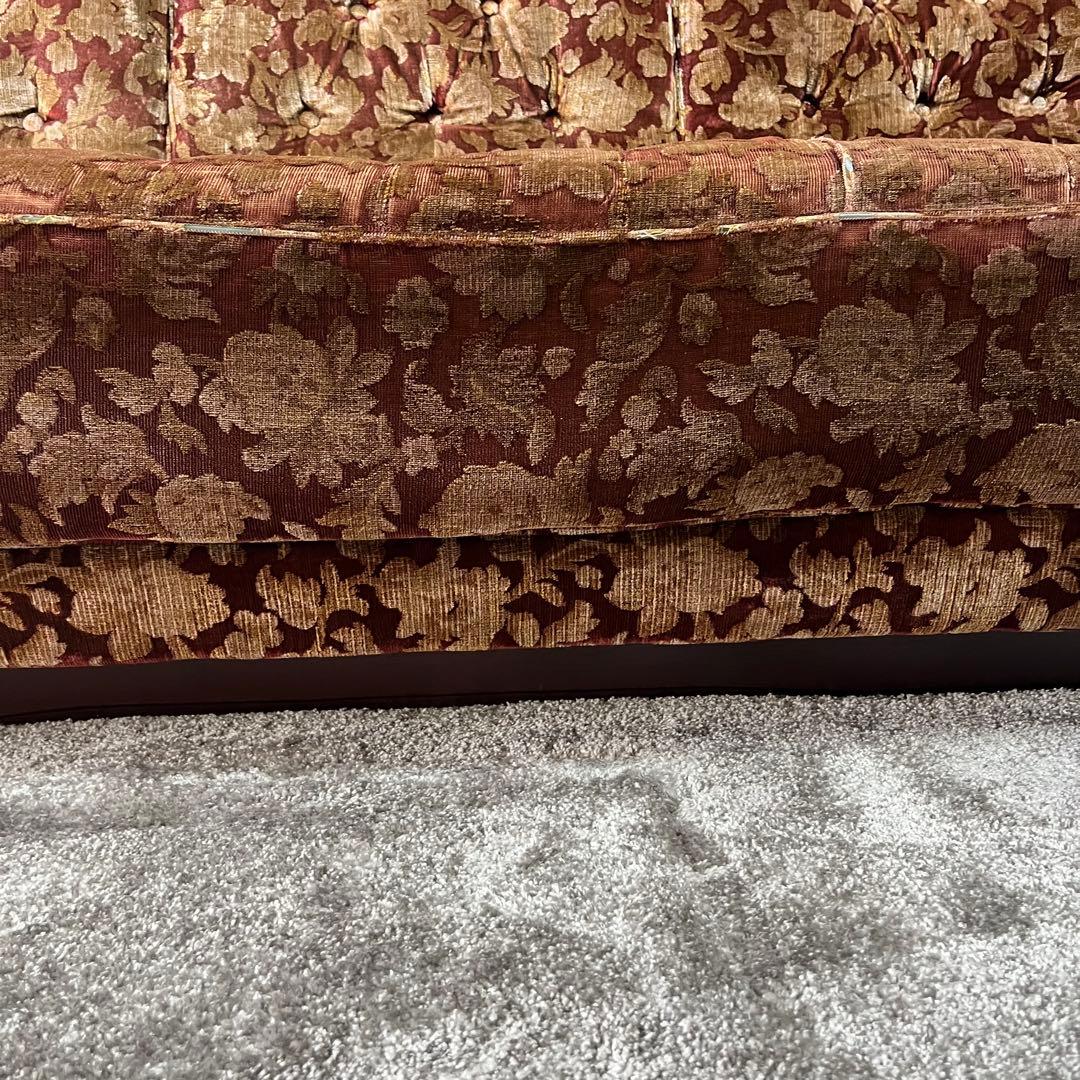 9/10日まで。配送・設置費用込み　商品代500円　　肘掛付き　3人掛けソファー