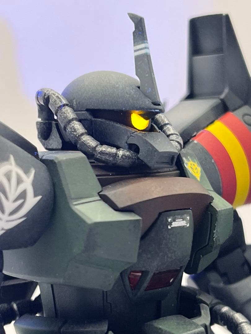 HG1/144　グフフライトタイプ(ガンダムベース限定品）全塗装完成品