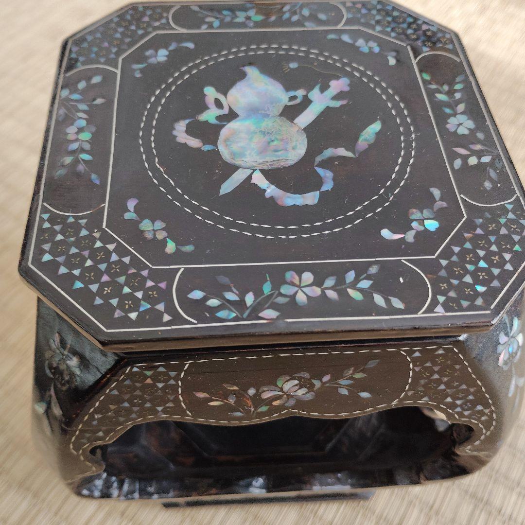 中国美術 唐物螺鈿 花台 黒漆　飾り台 椅子 アンティーク 古美術