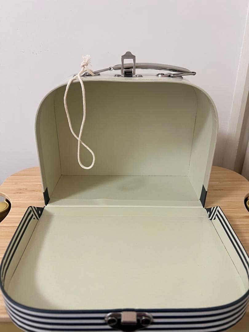 Steiff ベージュ ぬいぐるみ オリジナルケース付き