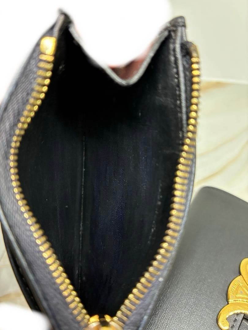 CELINE トリオンフ シャイニーカーフスキン コンパクトウォレット ブラック