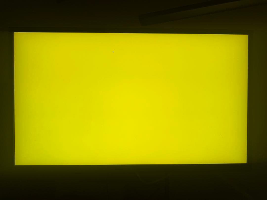 LG 4k 27UL500-W 27インチ　無スタッド