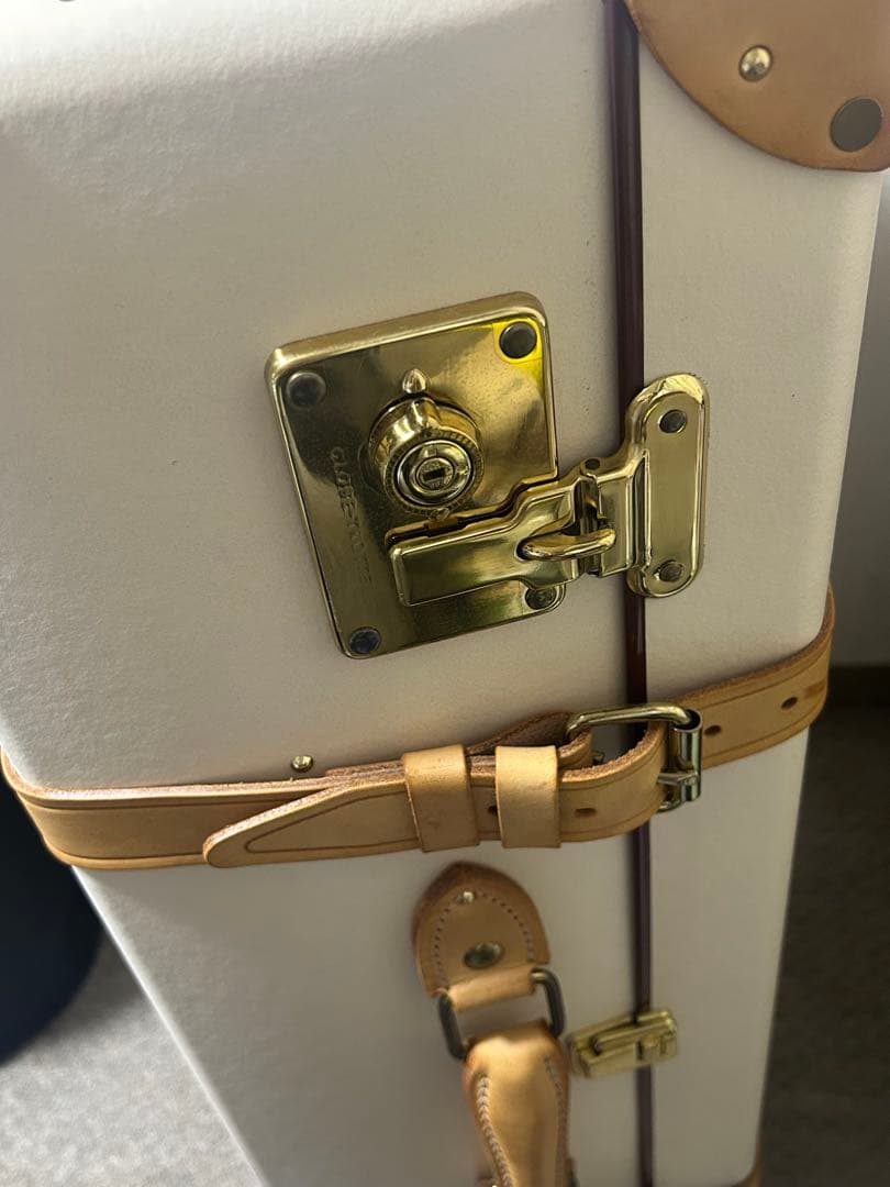 GLOBE TROTTER サファリ ラージ 2輪 アイボリーｘナチュラル