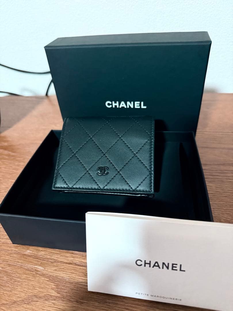 美品　シャネル　スモールウォレット　二つ折り財布　ソーブラック　AP3817