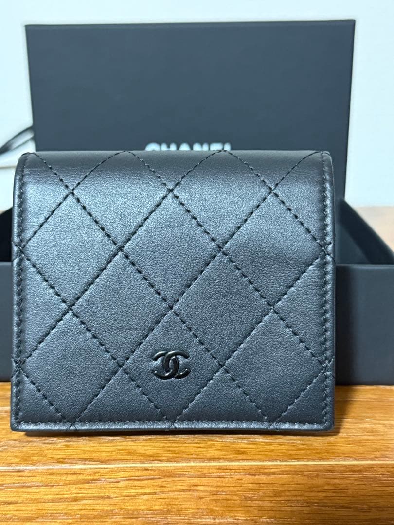 美品　シャネル　スモールウォレット　二つ折り財布　ソーブラック　AP3817