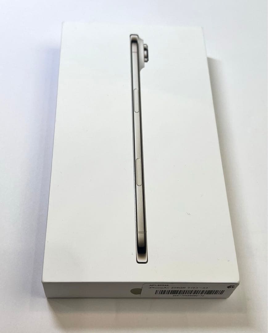 iPhone17air 256gb simフリー　新品未開封　ライトゴールド