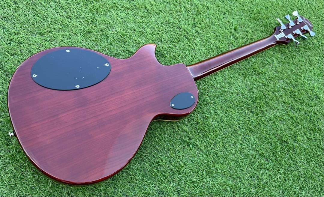 Zemaitis Z22QS キルトメイプル ブラウンサンバースト