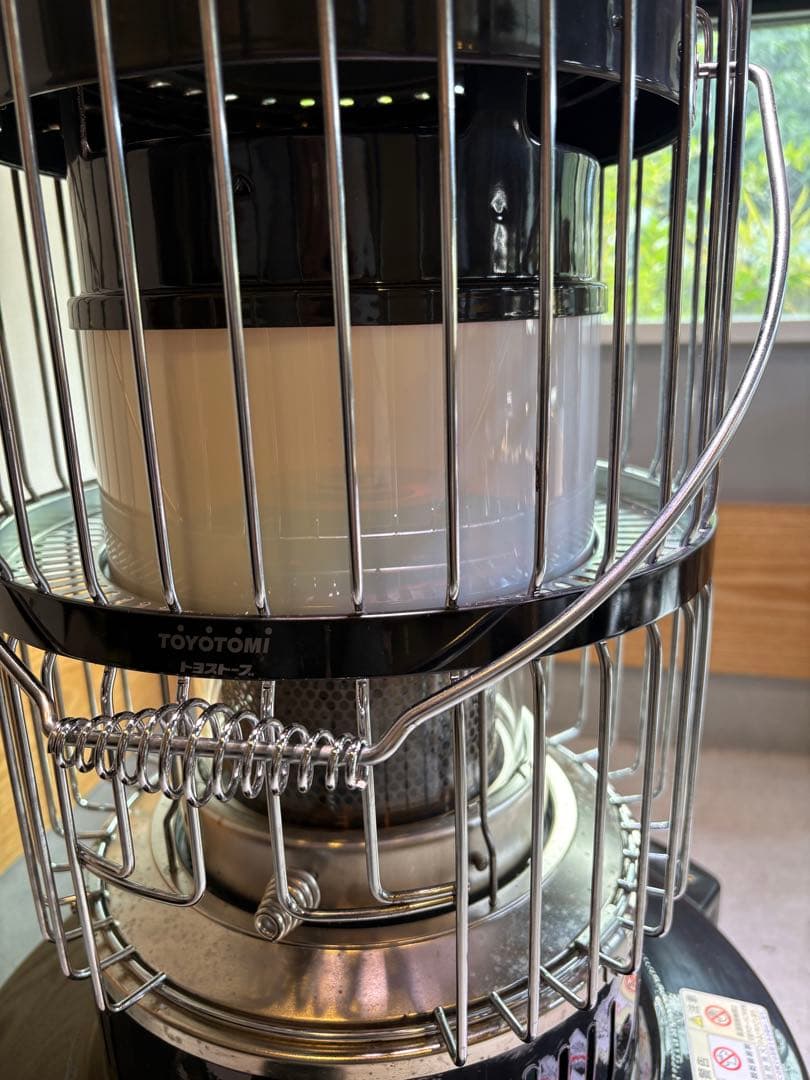 トヨトミ 対流形 石油ストーブ KR-47A