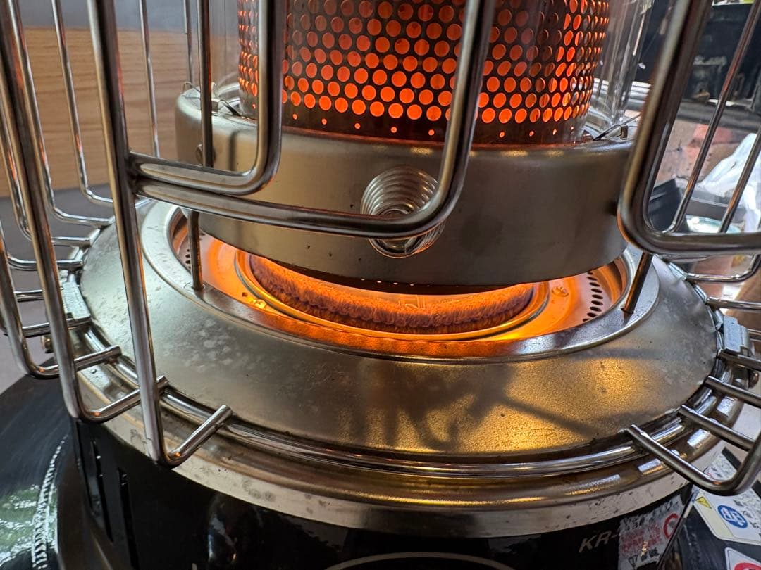 トヨトミ 対流形 石油ストーブ KR-47A