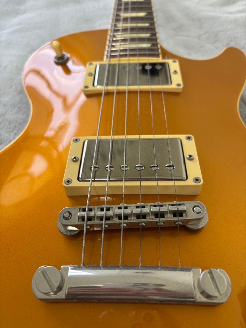 サーモンキング　フジゲン　ネオクラシック　ギブソンピックアップ