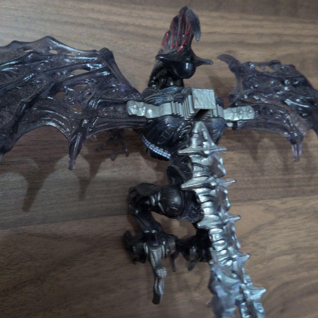 プレデター フィギュア イエロー ブラック