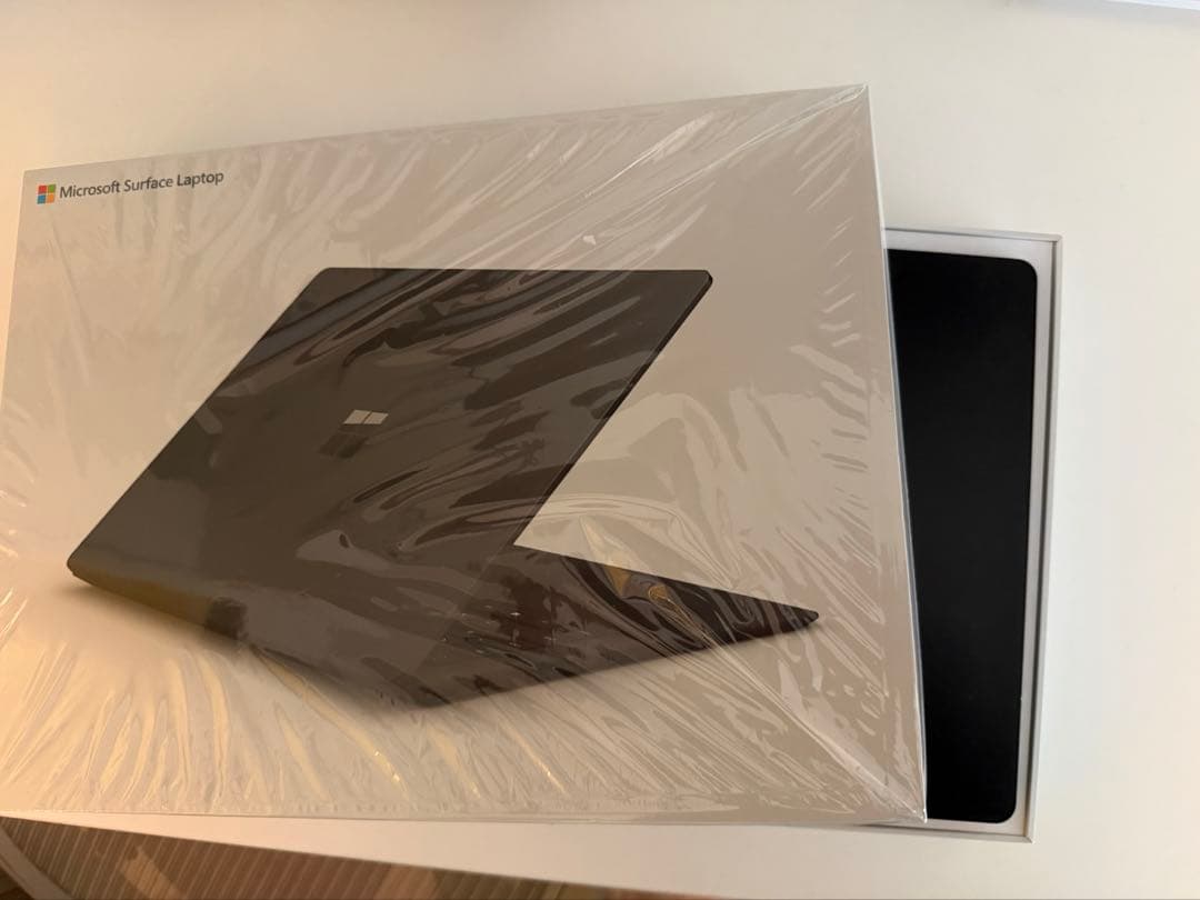 【美品】Microsoft Surface Laptop 2 ブラック