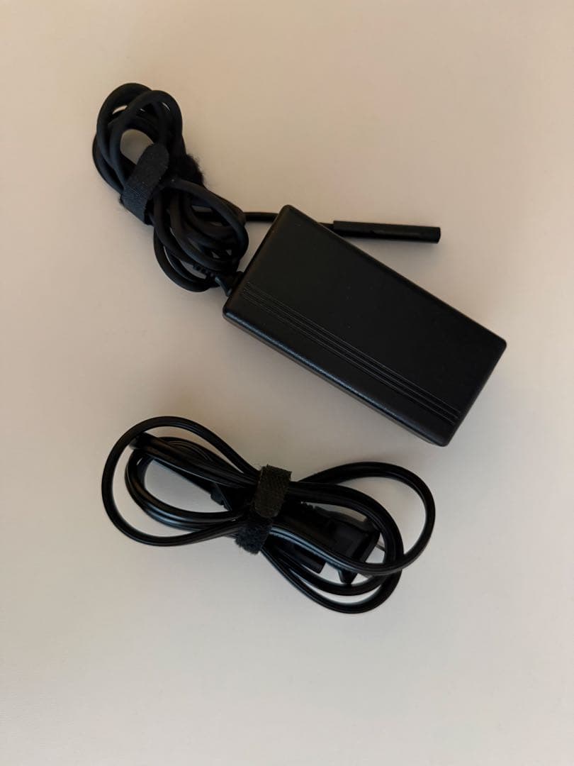 【美品】Microsoft Surface Laptop 2 ブラック