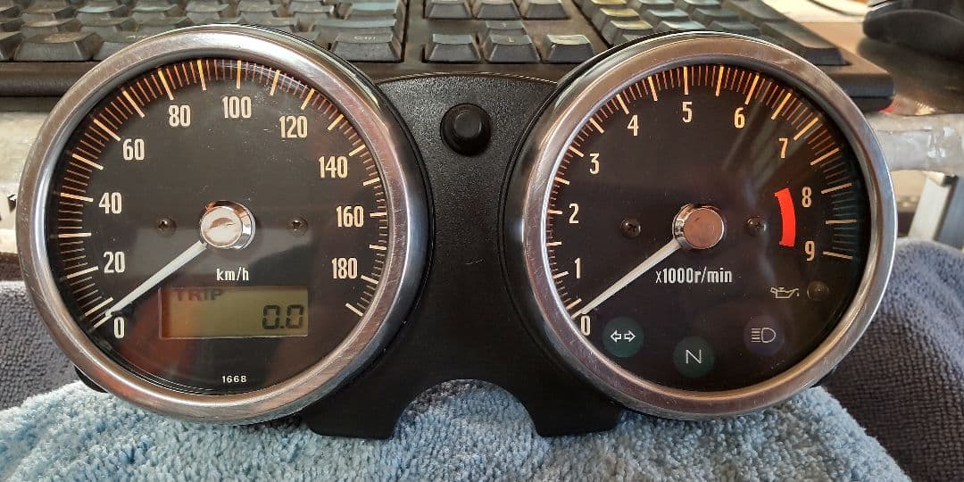 W650　スピードメーター　整備済み☆動作品