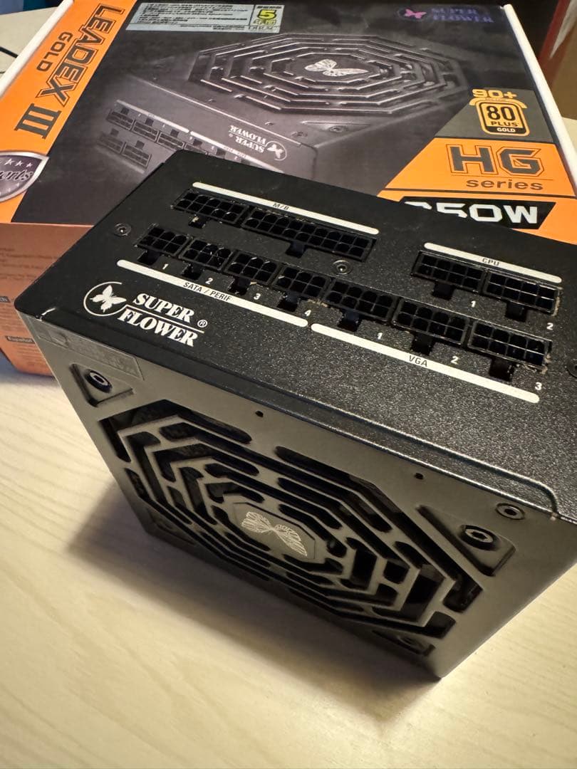 SUPERFLOWER 80PLUS GOLD 850W電源