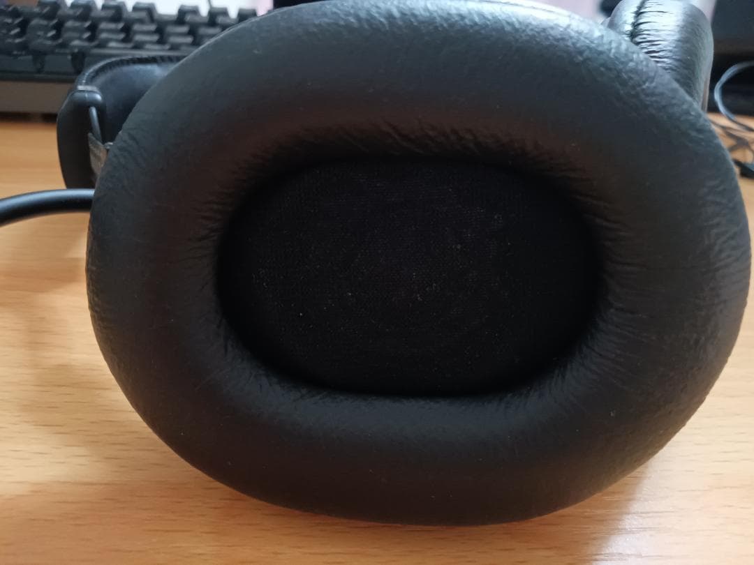 SONY MDR-CD900ST 有線ヘッドホン　中古