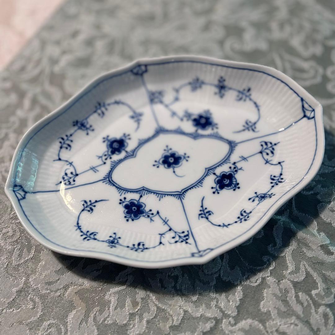 ロイヤルコペンハーゲン ブルーフルーテッドプレイン 菱 形ディッシュ