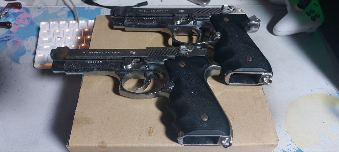 東京マルイ M92F クロームステンレス