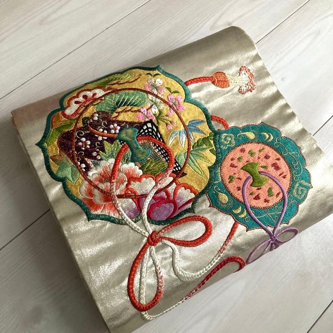 アンティーク名古屋帯　大正ロマン　上質な刺繍　と金駒刺繍　正絹　N8-25