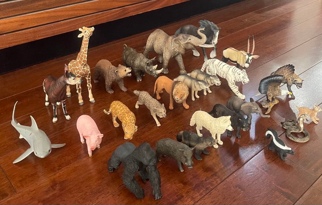 シュライヒ　Schleich 恐竜、動物、怪獣まとめ売り！！33体　最終値下げ！