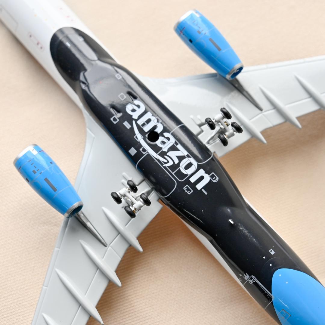 アマゾン Prime Air A330-300 P2F 貨物機 1/400