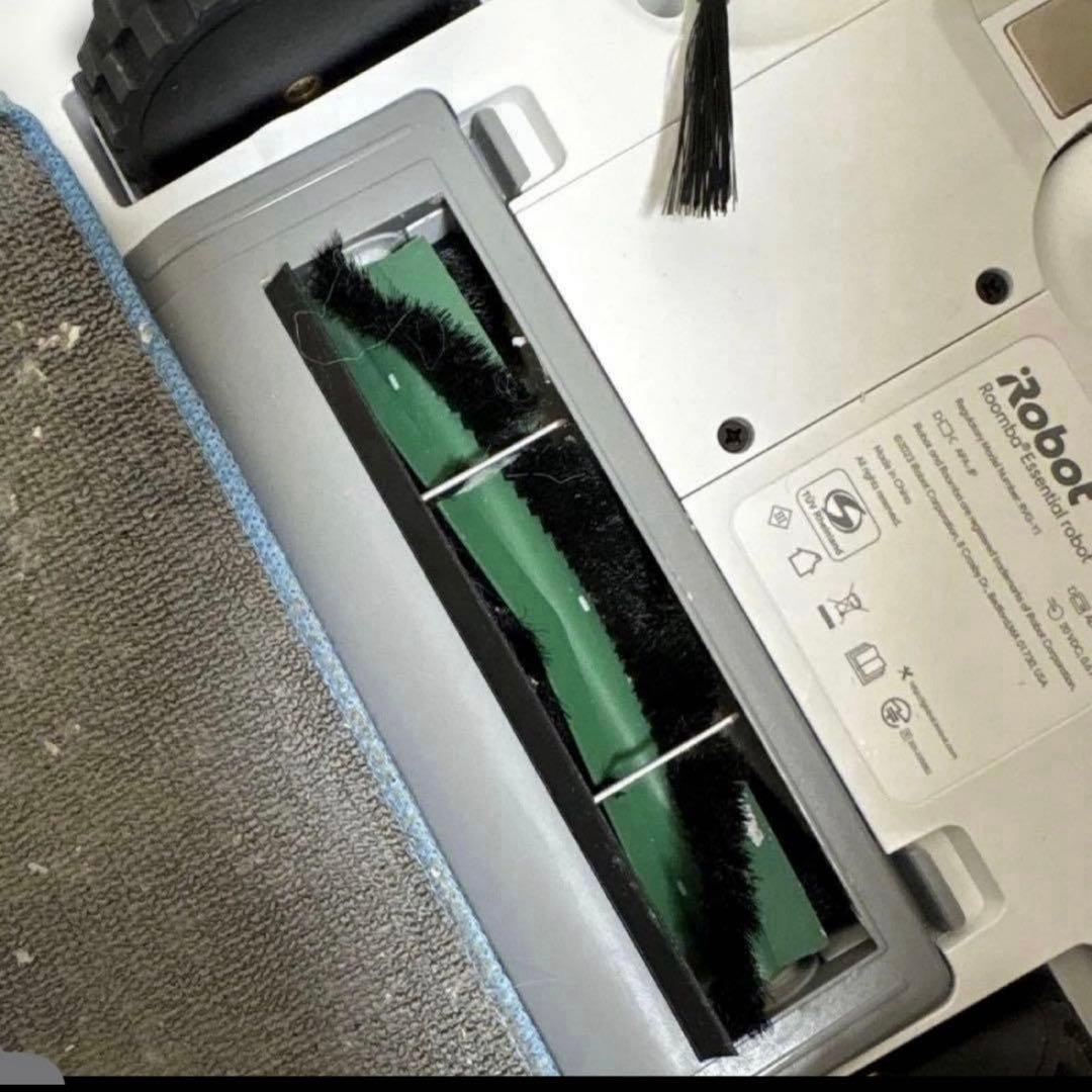 iRobot Roomba ホワイト 充電ドック付き　ルンバ　アイロボット　安い