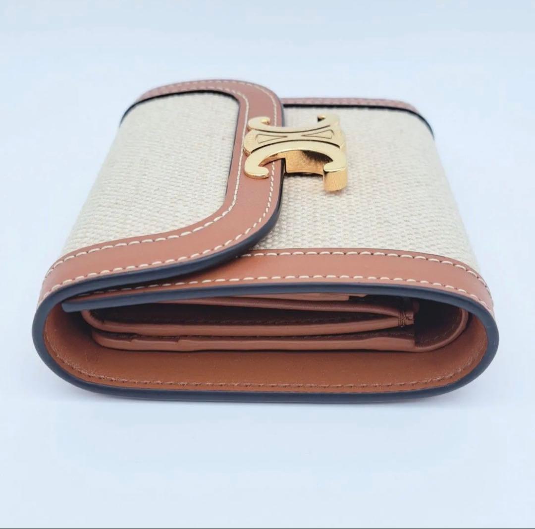 セリーヌ トリオンフ 三つ折り 財布 CELINE