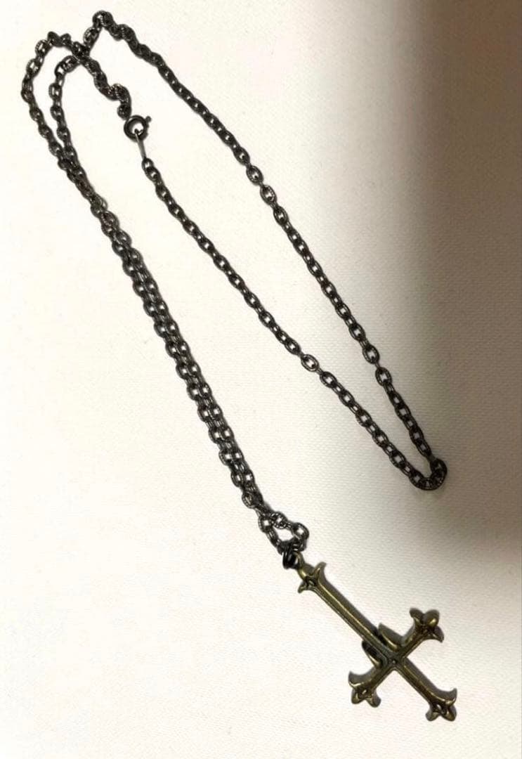 HUNTER×HUNTER　クロロ　逆十字ネックレス　OVA初回特典