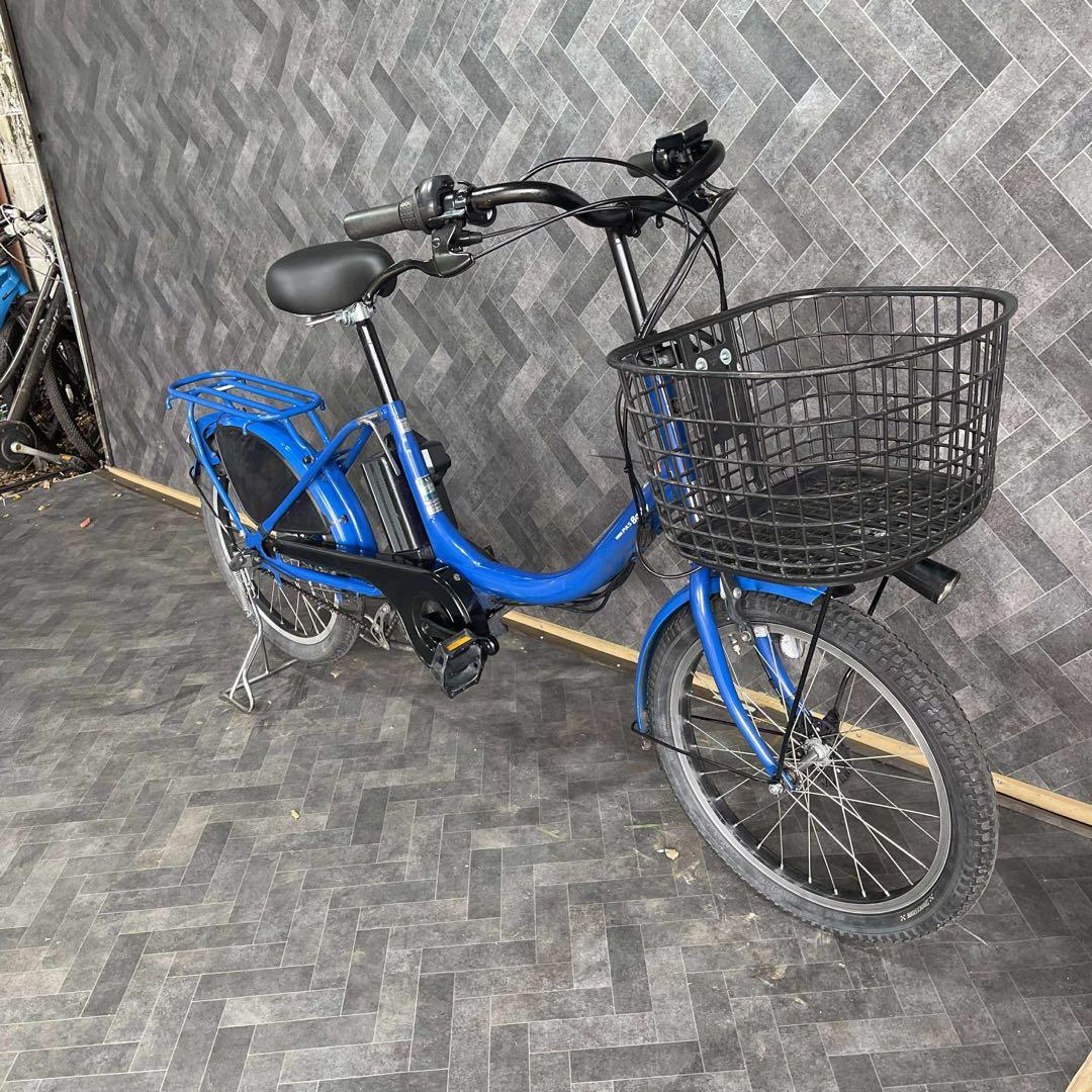 青色 電動アシスト自転車 前部バスケット付き