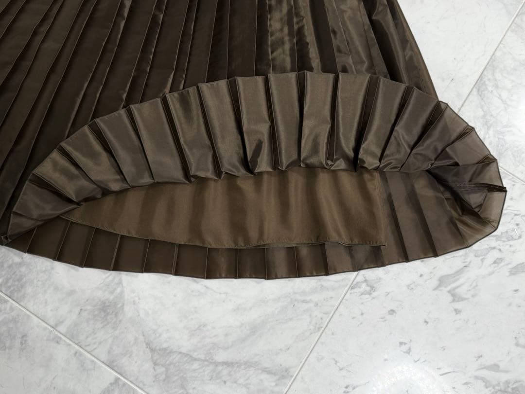 美品★24年Drawer ドゥロワー PRE2タフタプリーツスカート36